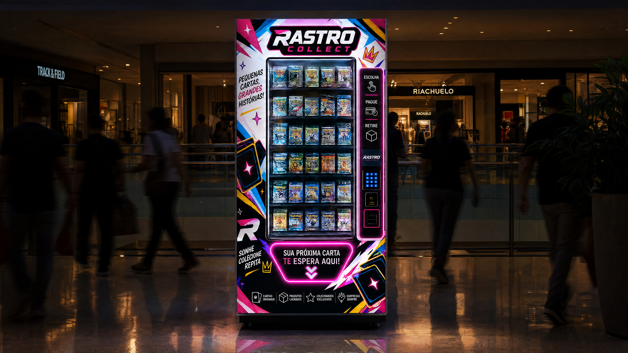 Máquina Rastro Collect iluminada em um corredor de shopping à noite, com pessoas passando